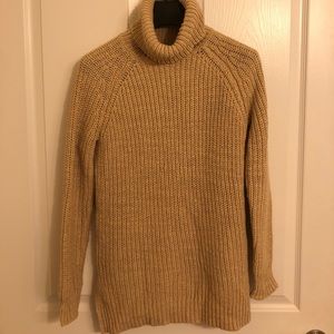 Women’s Size XS Turtleneck